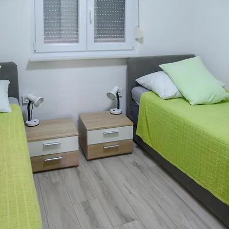 Bilice Darko Apartment Sibenik