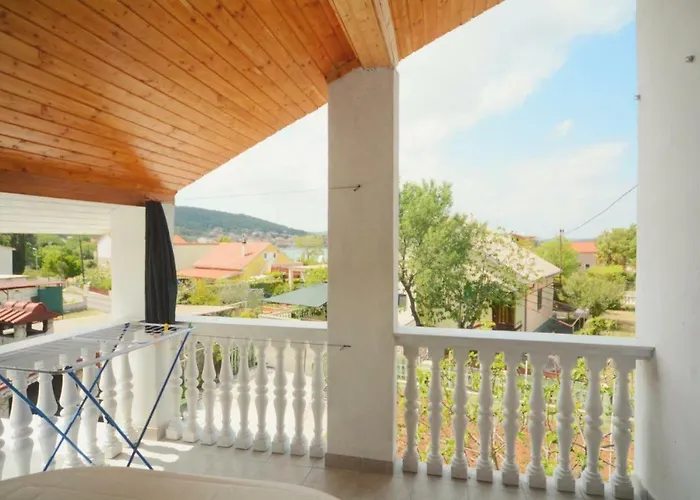 Appartement Bilice Darko *